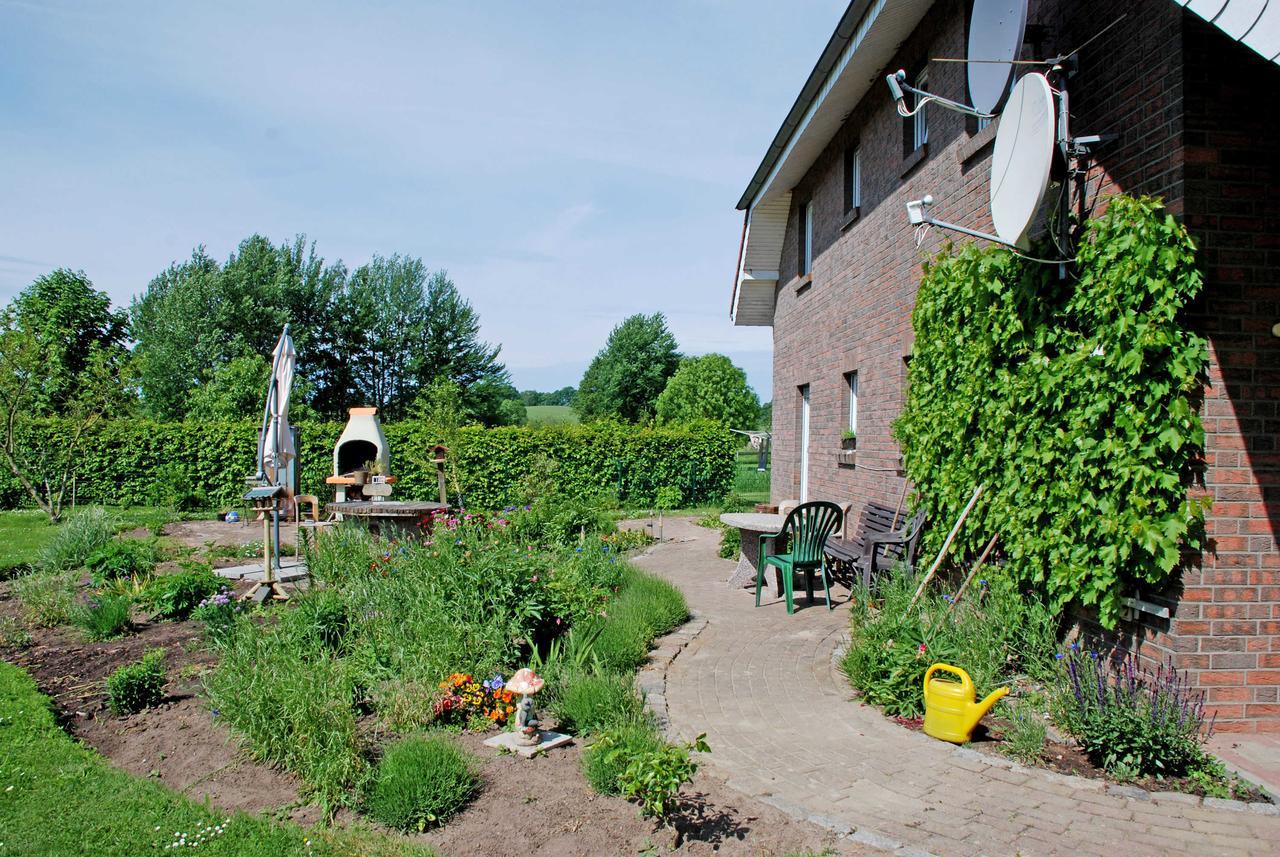 Ferienwohnungen Zum Neuensiener See P Lancken-Granitz Exterior foto