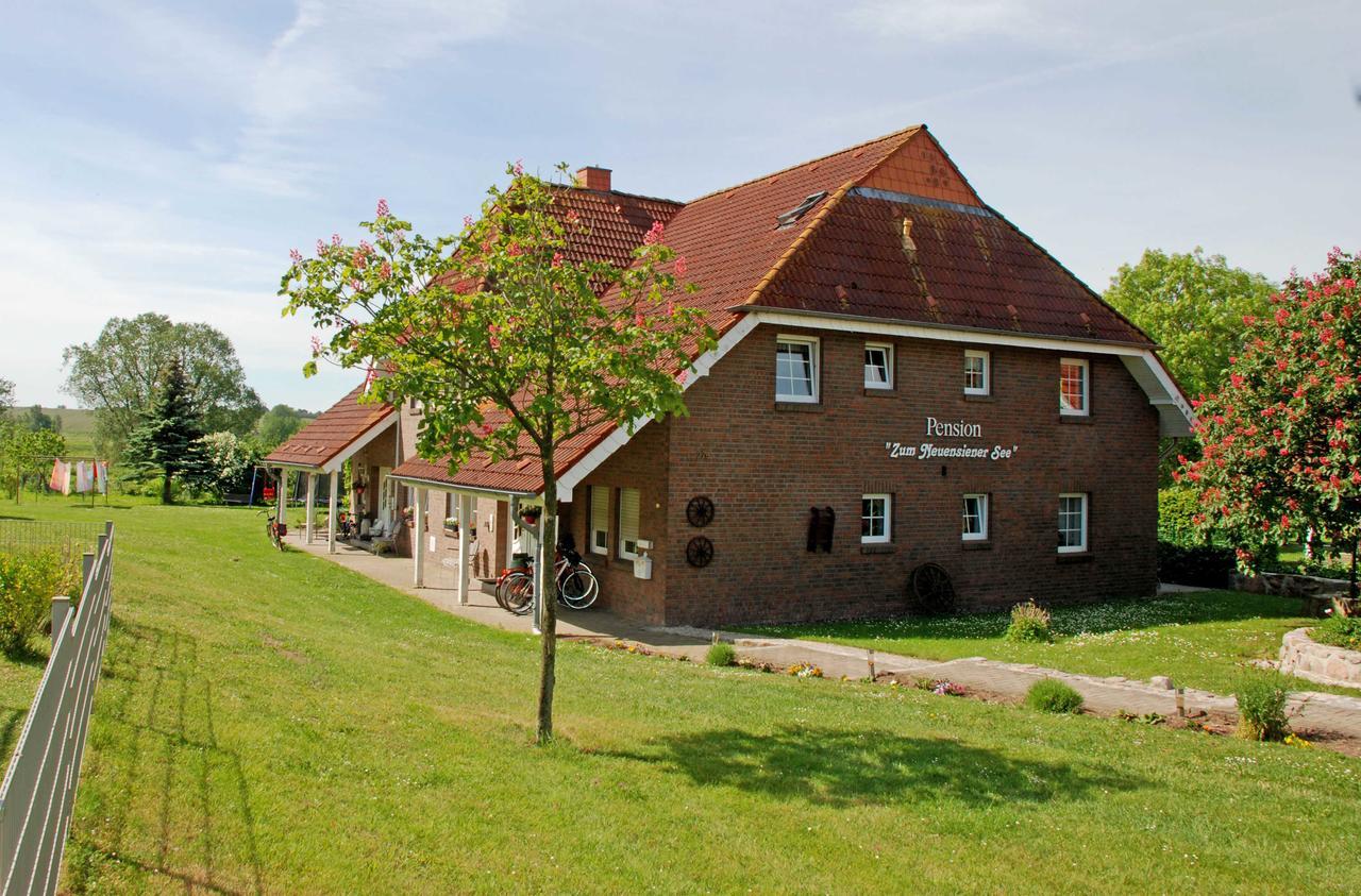 Ferienwohnungen Zum Neuensiener See P Lancken-Granitz Exterior foto