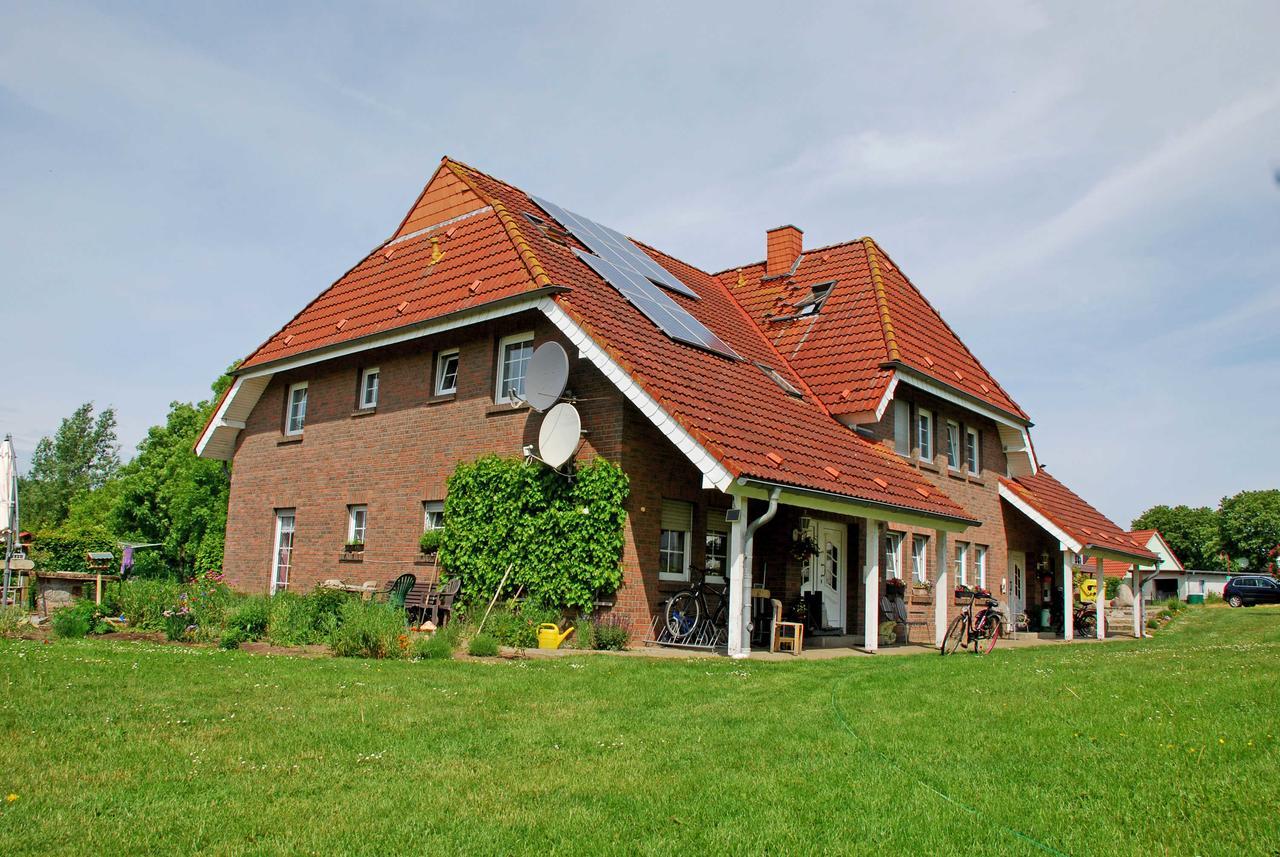 Ferienwohnungen Zum Neuensiener See P Lancken-Granitz Exterior foto